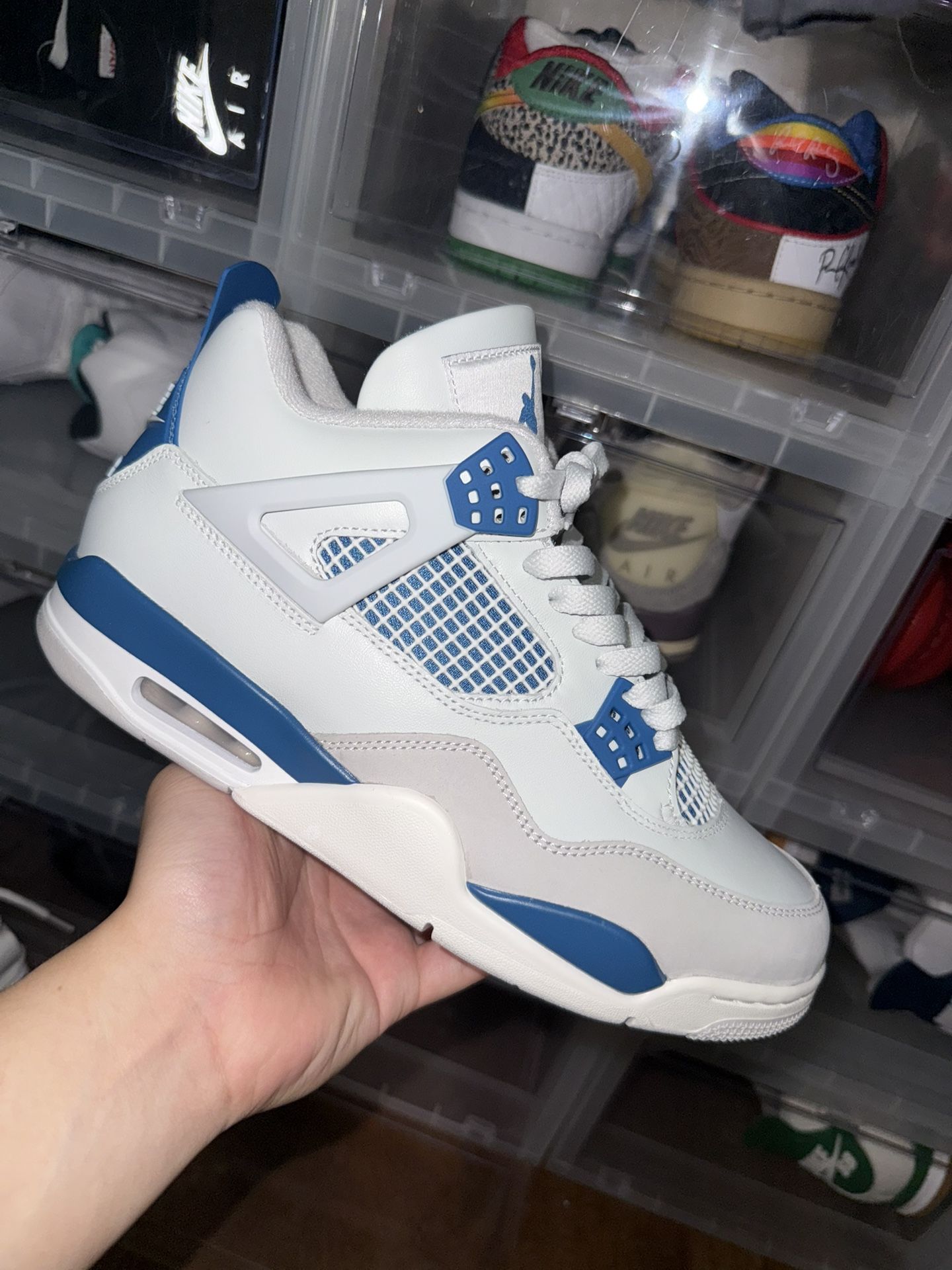 Jordan 4 Retro 'Military Blue'