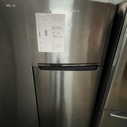 Whielpool Top Freezer Fridge 17cf 