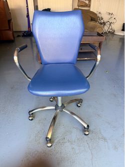 Free blue desk chair