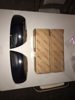 2020 Toyota Tundra mirror caps CHROME