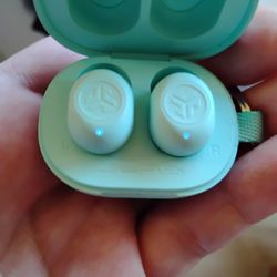JLab  Earbuds W
