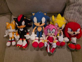 GE Sonic Plush Lot