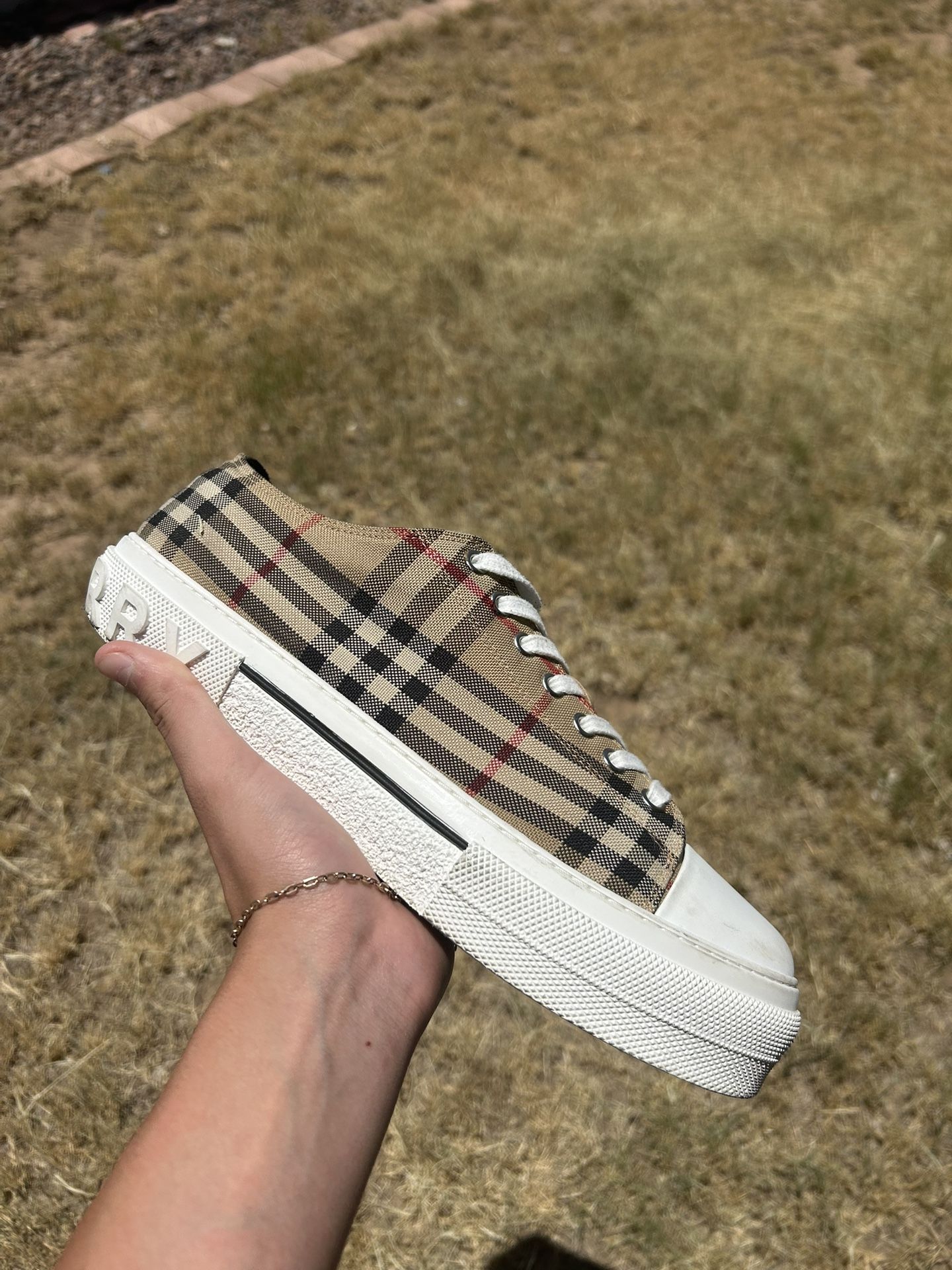 burberry shoes