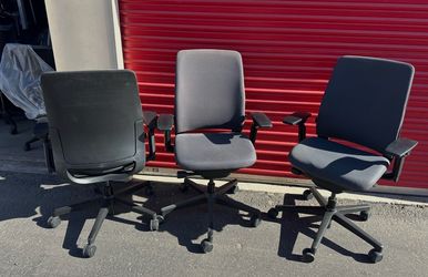 Herman miller Steelcase ergonomic office chairs