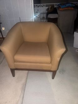 Mid-Century Style Ribbed Tub/Club Lounge Chair