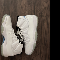 Jordan 11 Retro “legend blue”