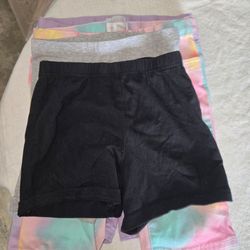 Bundle of Girls shorts sz 8
