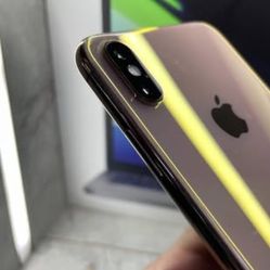 iPhone XS Unlocked With Warranty 