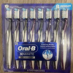 Oral B 8 Toothbrushes 