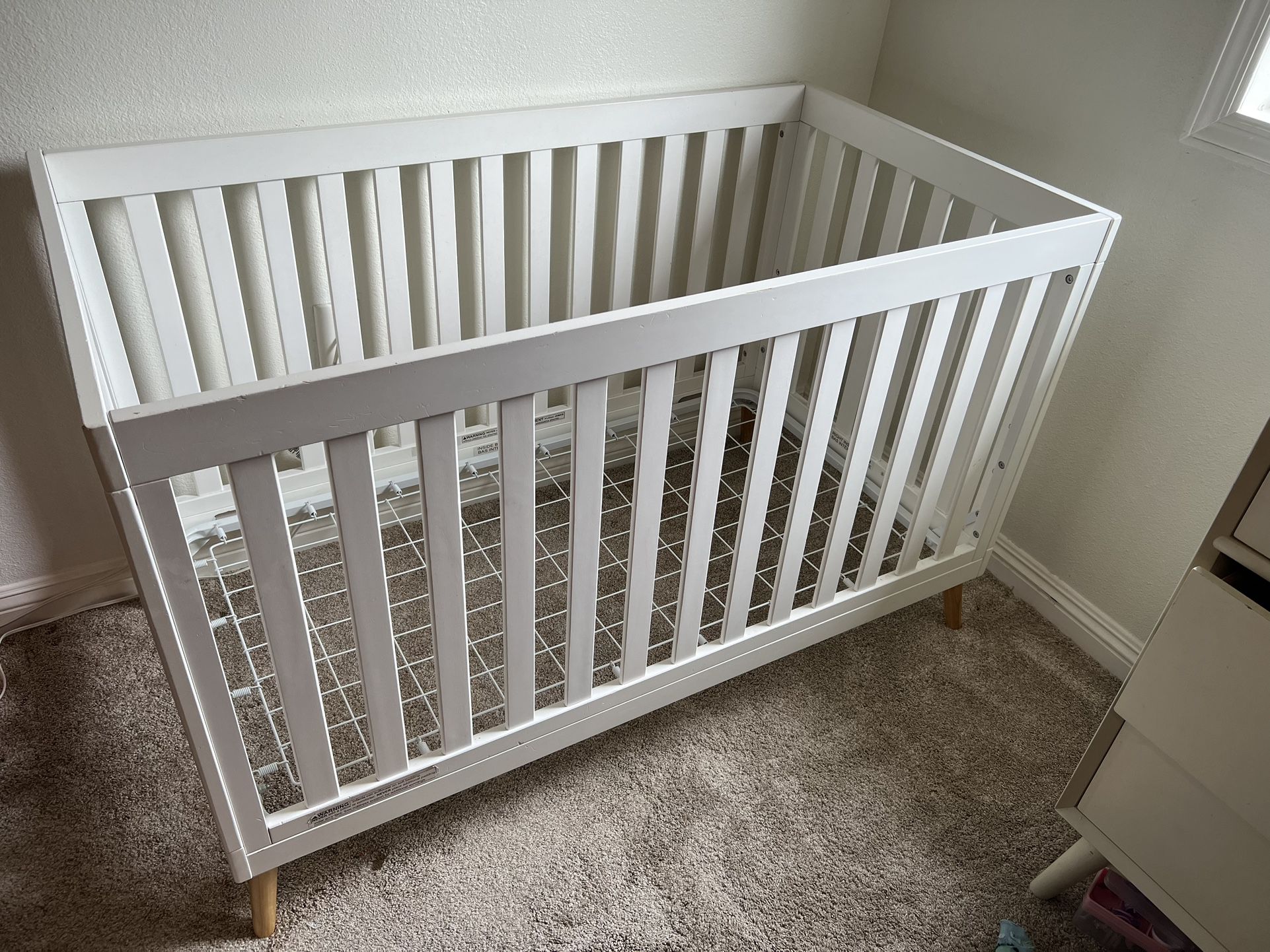 Delta Children Essex 4 In 1 Convertible Baby Crib 