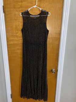 USED ONCE - Prom Dress (Size XL)