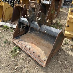 Kubota kx080 excavator grading bucket 4ft