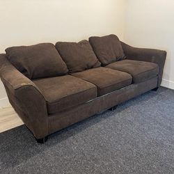 Sofa and loveseat from no peta https://offerup.com/redirect/?o=aG9tZS5GcmVl.