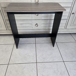 Compact Study Deak & Chair
