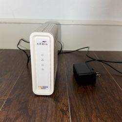 Arris Surfboard SB820