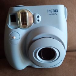 Camera  Instax Mini 75