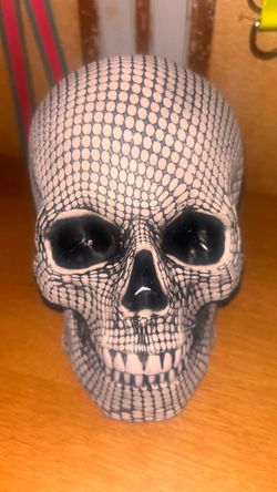 SKULL HEAD