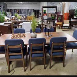 9-piece Brown Mid Century Modern Style/ Blue  Dining Set(NEW)