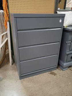 Gray Chest