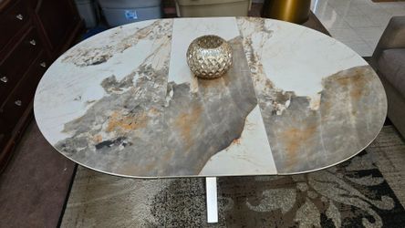 Hector-Oval Glossy Sintered Stone Extendable Dining Table from Povison