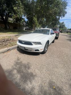 2010 Ford Mustang