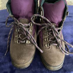 Timberland women’s hiking boots size 7.5