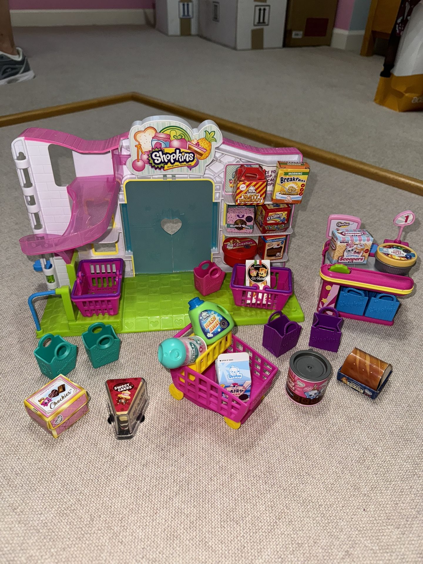 Shopkins Supermarket Playset