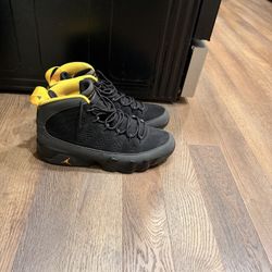 Jordan 9 “Dark charcoal”