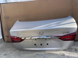 Infiniti Q50 Trunk