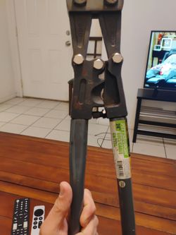 Bult cutters