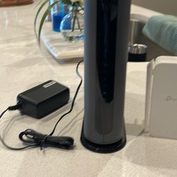 Motorola Docsis 3.1 Modem/Router and 2 Extenders. 