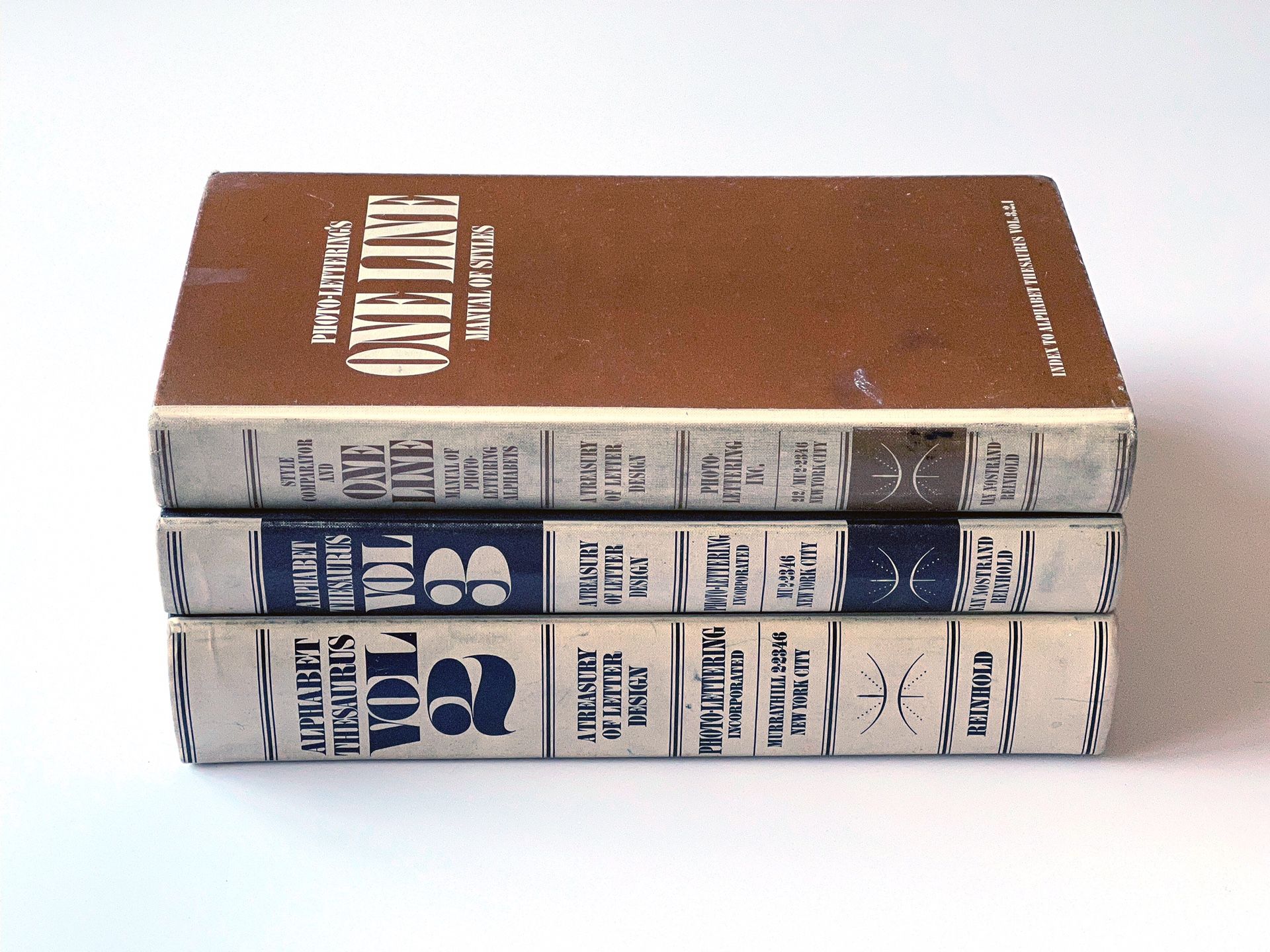 Alphabet Thesaurus Vol.2, Vol.3 & One Line Manual Of Styles - Photo Lettering