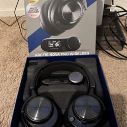 Steelseries Arctis Nova Pro Wireless 