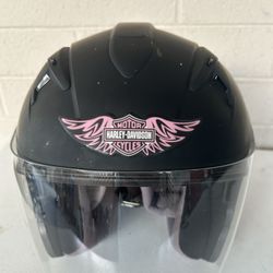 Harley Davidson Helmet Pin o& Black