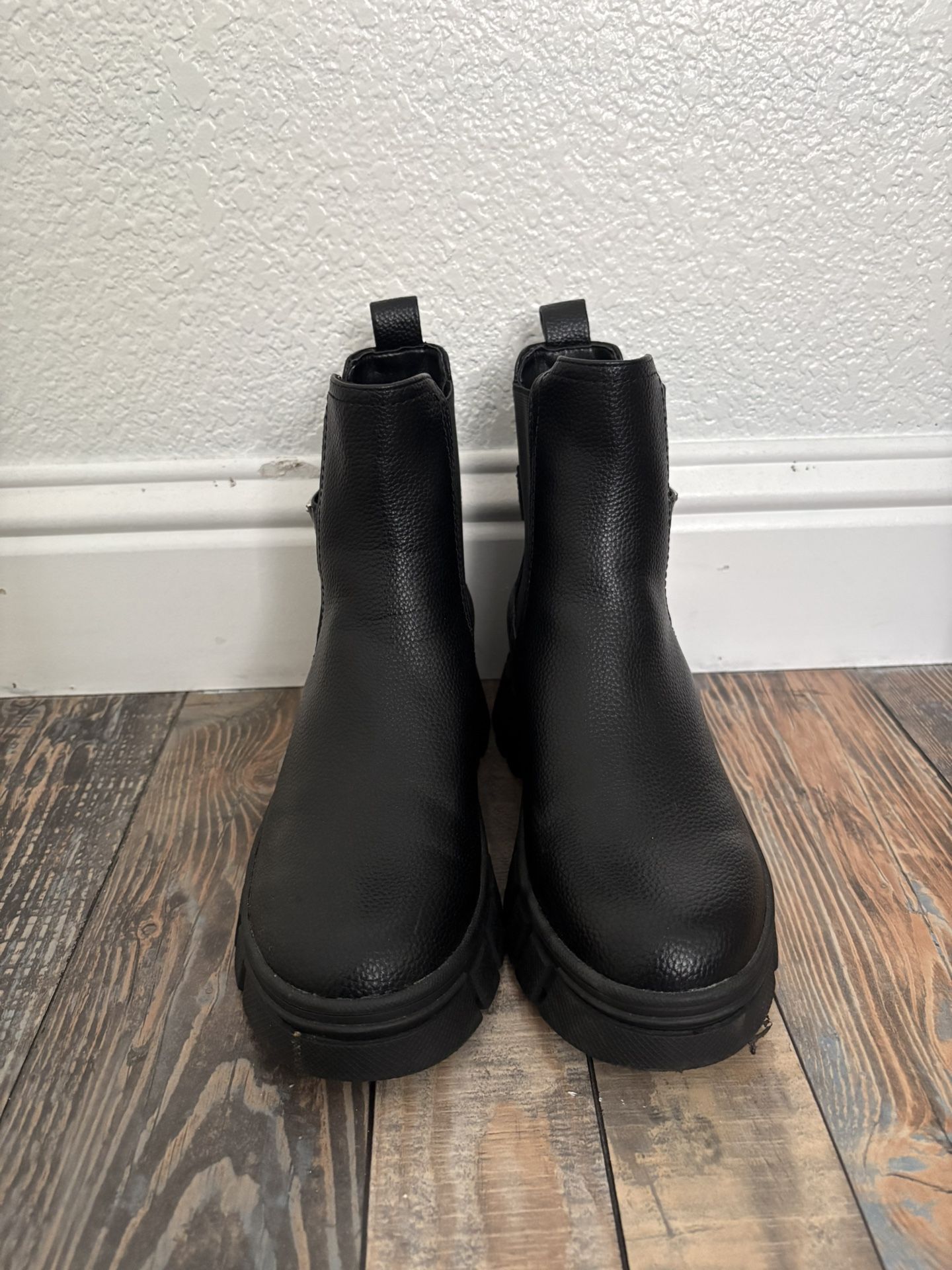 Guess Leather Boots