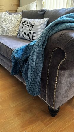 Lamps, Velvet Sofa, Maytag Washer Dryer, Vintage Antique 4-Post Mahogany Bed, Lamps, Velvet Sofa, Maytag Washer Dryer ++++