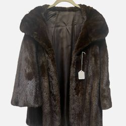 100% Mahogany  Mink Fur Coat-Sz Med