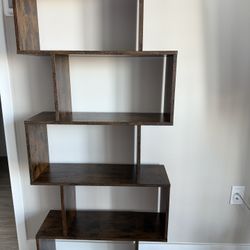 Modern Zig-Zag Bookshelf – 6 Tier Rustic Brown Wood Display Shelf