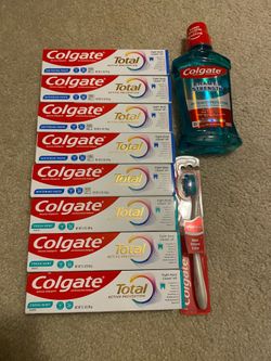 8 Colgate Toothpastes (5.1 oz.)With Toothbrush And Mouthwash