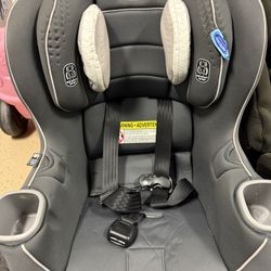 Graco Car seat