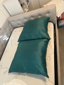 Emerald green accent pillows