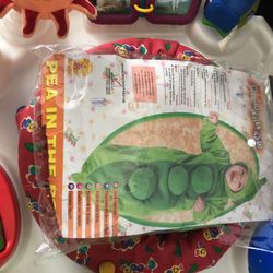 Baby Halloween costume Peapod