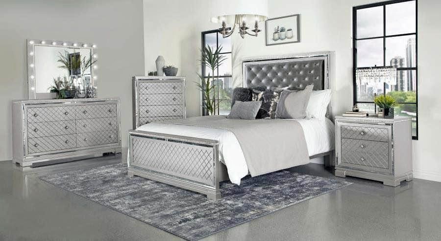 Brand New Glowing white finish bedroom set w/mirror trim accents