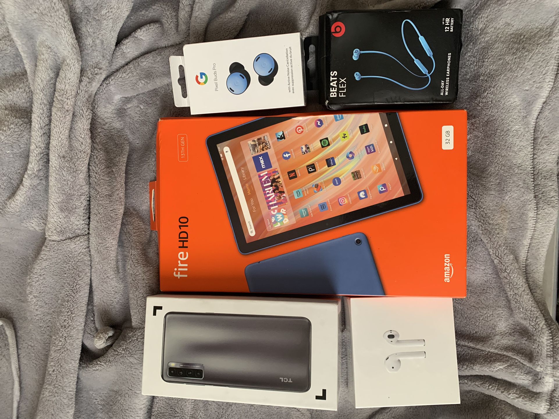 TCL 20S, Airpods, Pixel Earbuds, Fire HD10, Beats