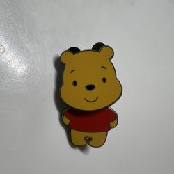Disney Pin: Winnie The Pooh Bobble head Pin