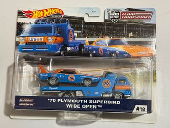 Hot Wheels Team Transport #18