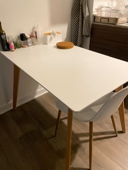 4 Person Solid Wood Dining Table