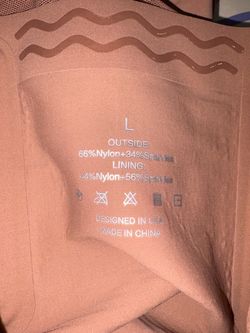 MeshSmooth ™ High-Waisted Mid Thigh Short