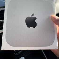 *NEW AND UNOPENED* Mac Mini Desktop - M4 Chip/16GB Memory/256GB SSD