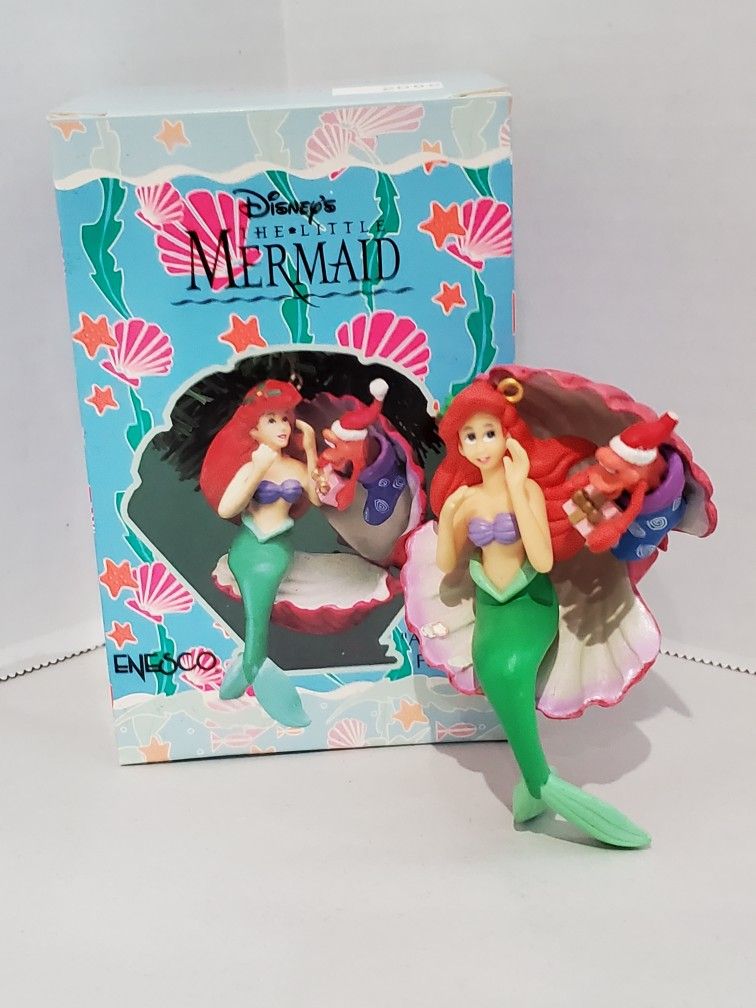 Enesco Disney’s The Little Mermaid “Ariel’s Christmas Surprise” Ornament